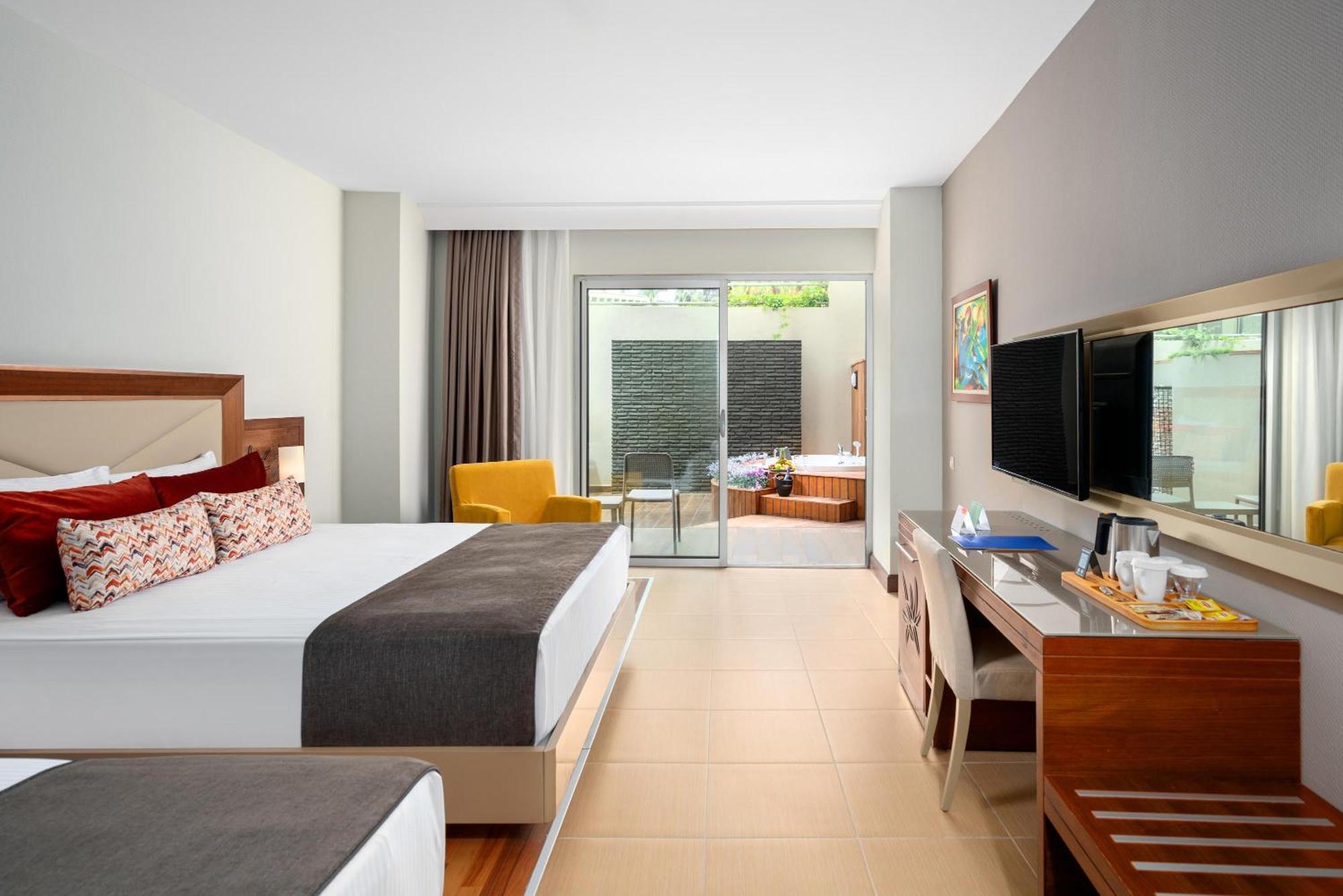 Kirman Leodikya Resort Okurcalar Bagian luar foto